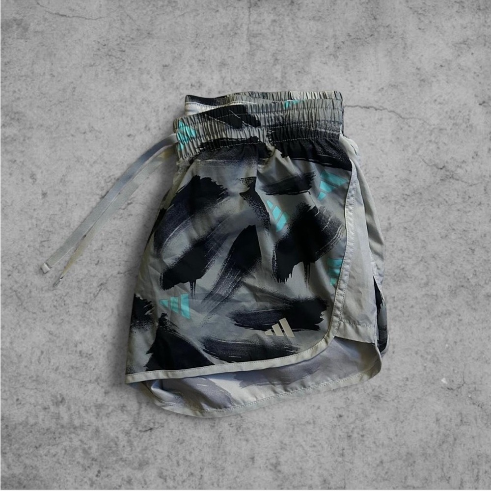 Black & Grey All Over Print Adidas 4” Inseam Running Shorts | M